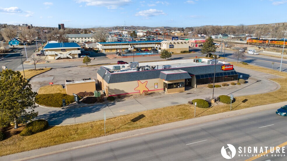 More Photos Of 207 S Miller Ave, Gillette Fast Food For Sale