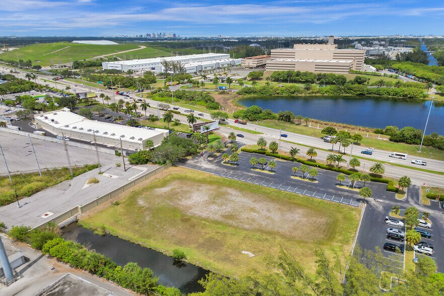 More Photos Of 4491 S State Road 7, Davie Office For Lease