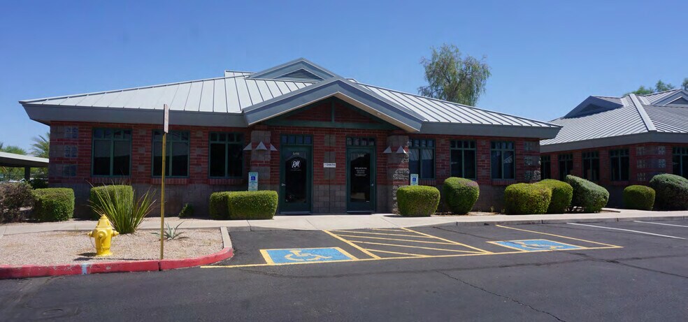 Primary Photo Of 2812 N Norwalk, Mesa Medical For Sale