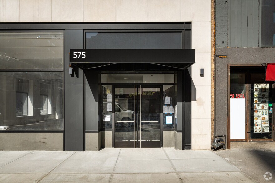 More Photos Of 575 Avenue of the Americas, New York Apartments For Lease