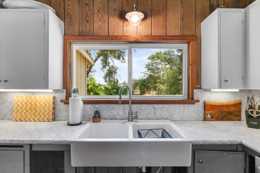 More Photos Of 5647 Highway 128, Geyserville Multifamily For Sale