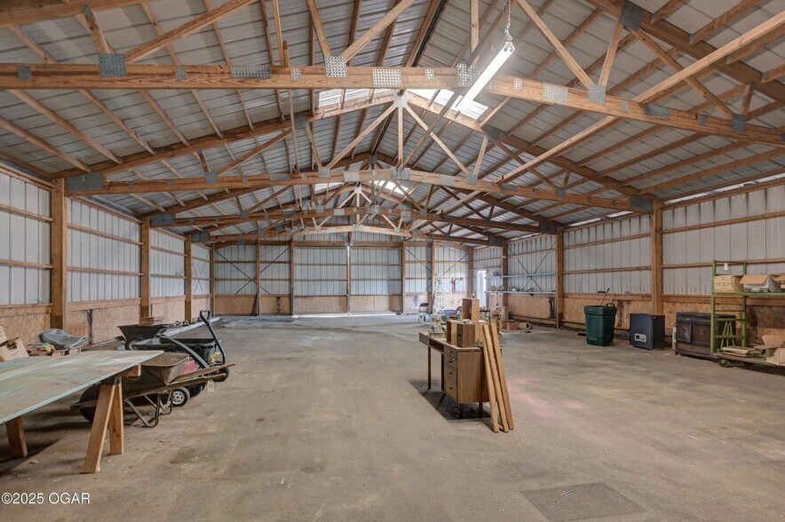 More Photos Of 1373 W Fairview Ave, Carthage Warehouse For Sale