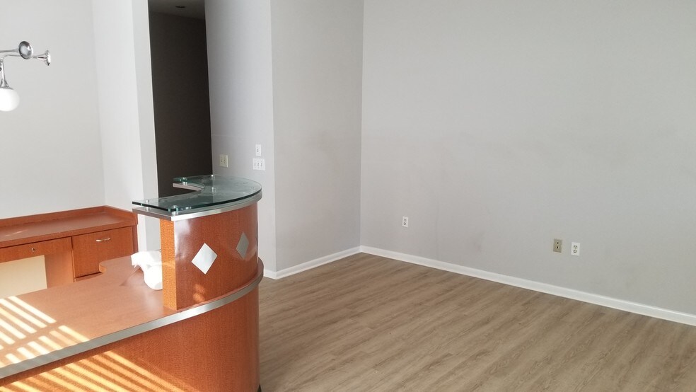 More Photos Of 1034 NW 57th St, Gainesville Medical For Lease