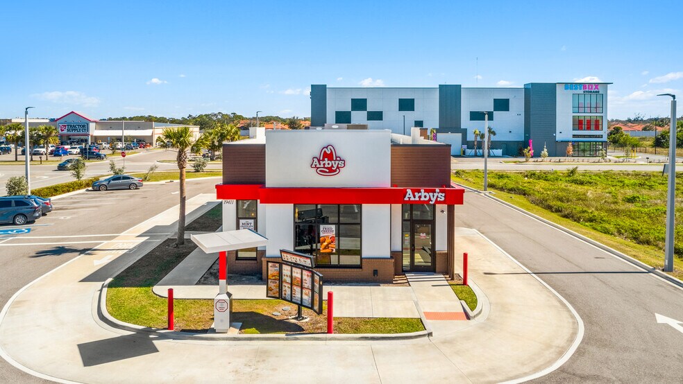 More Photos Of 19411 Times Cir, Venice Fast Food For Sale