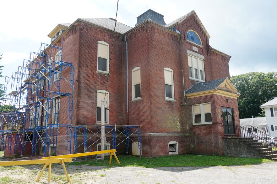 More Photos Of 356 Britannia st, Taunton Apartments For Sale