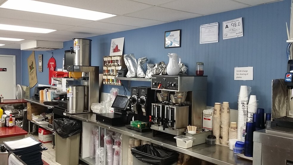 More Photos Of 6415 Beach Dr SW, Ocean Isle Beach Restaurant For Sale