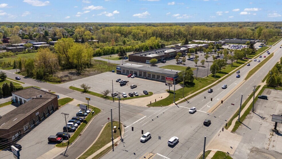 More Photos Of 5843 Us-6, Portage Auto Repair For Sale