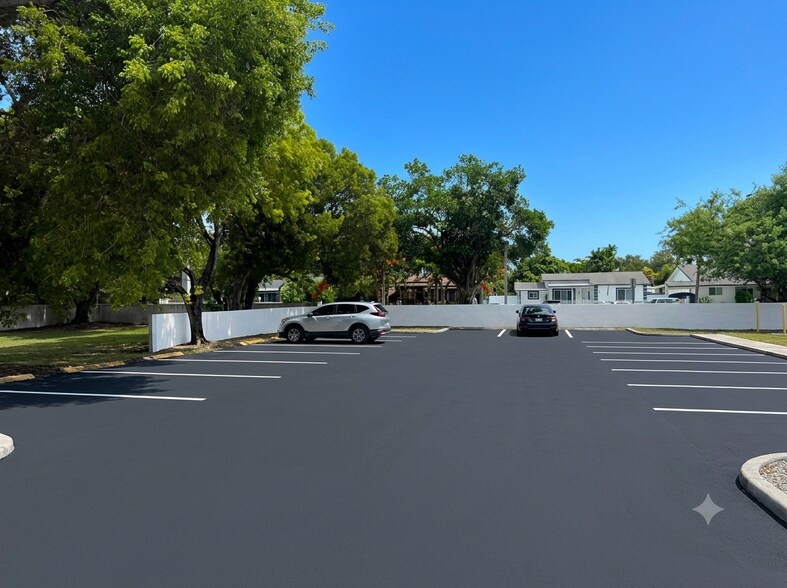More Photos Of 6851 Bird Rd, Miami Freestanding For Lease