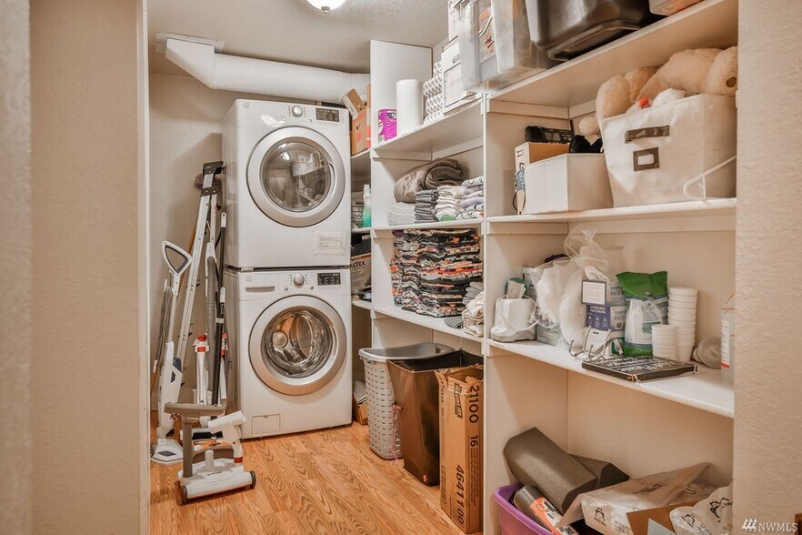 More Photos Of 4008 S Pine St, Tacoma Office Residential For Sale