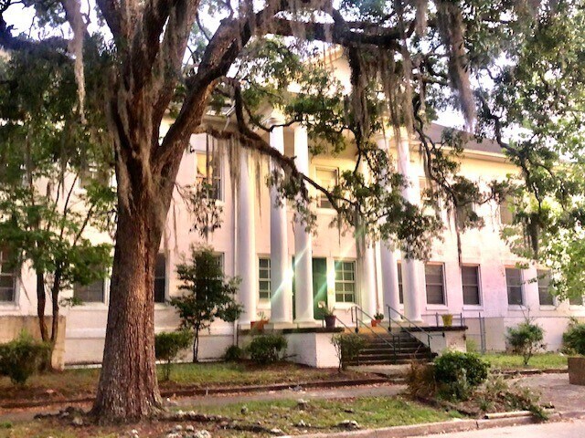 Primary Photo Of 330 W 9th St, Jacksonville Unknown For Lease