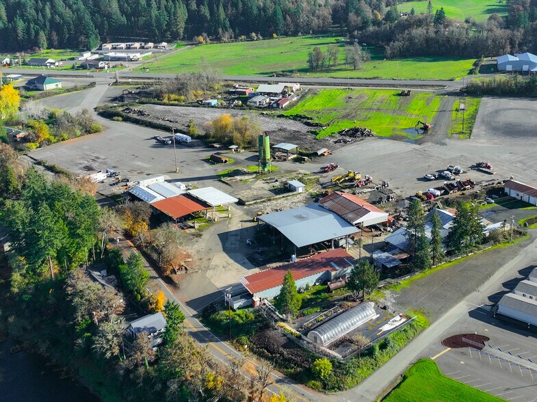 More Photos Of 1577 Glide Loop Dr, Glide Industrial For Sale