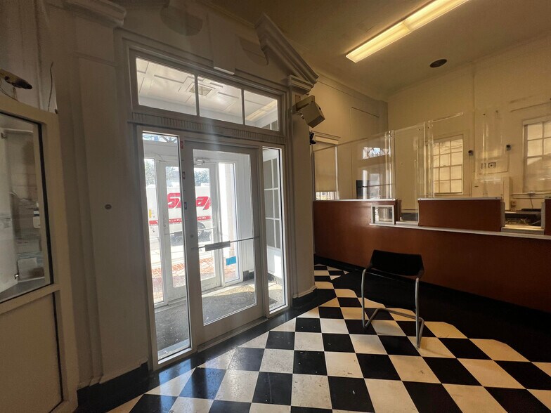 More Photos Of 257 New Dorp Ln, Staten Island Bank For Sale