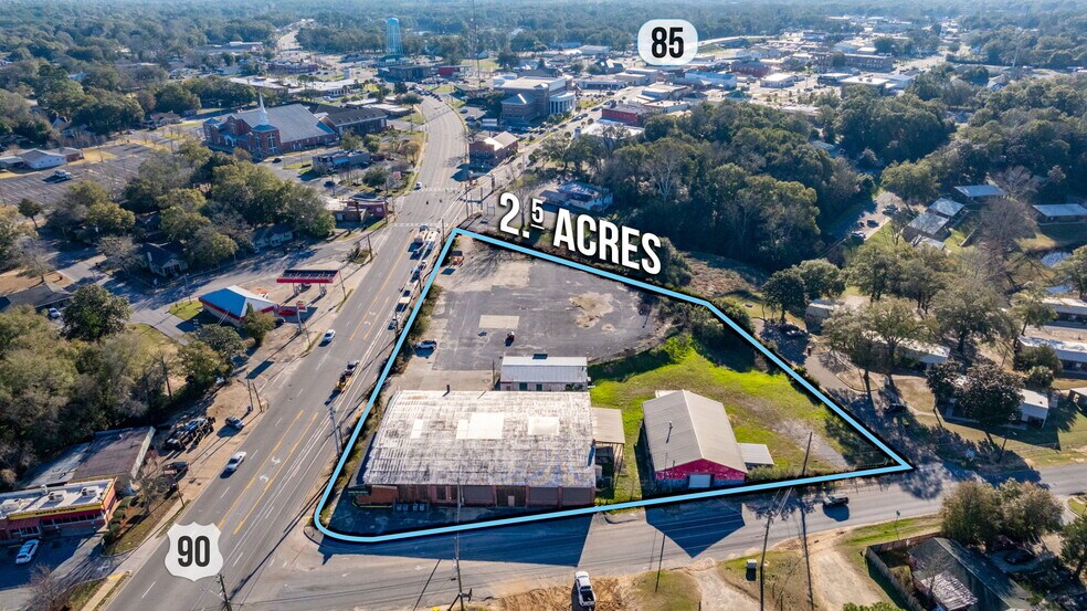 More Photos Of 297 W James Lee Blvd, Crestview Storefront Retail Office For Sale
