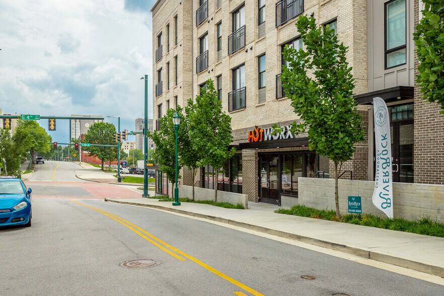 More Photos Of 355 Walnut St, Chattanooga Apartments For Lease