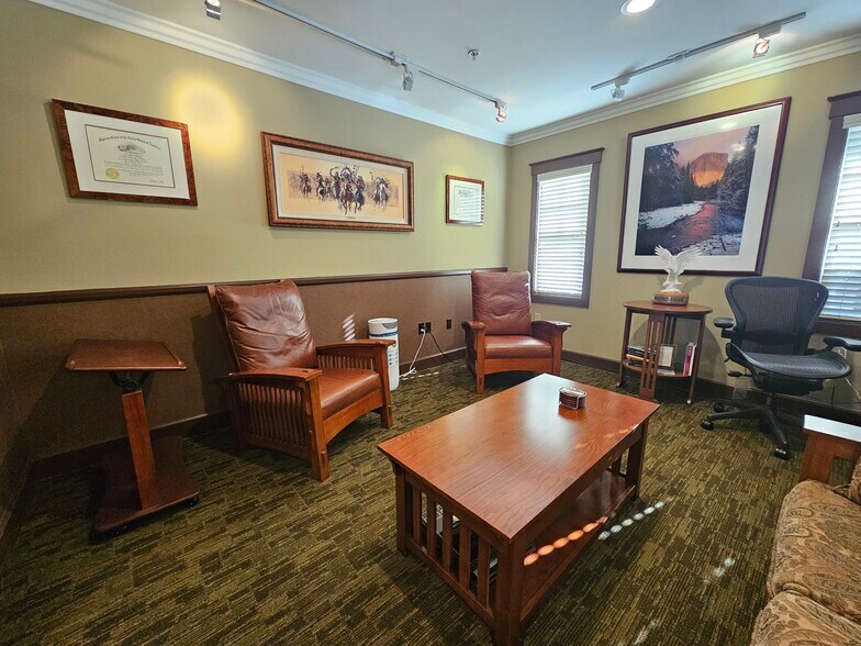 More Photos Of 1334 Chorro St, San Luis Obispo Office For Sale