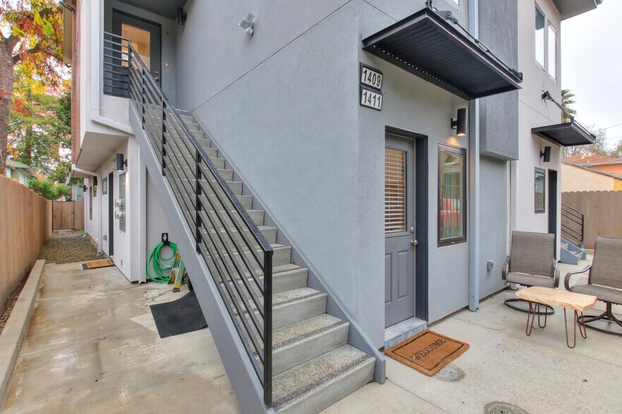 More Photos Of 1415 Victorian Aly, Sacramento Apartments For Sale