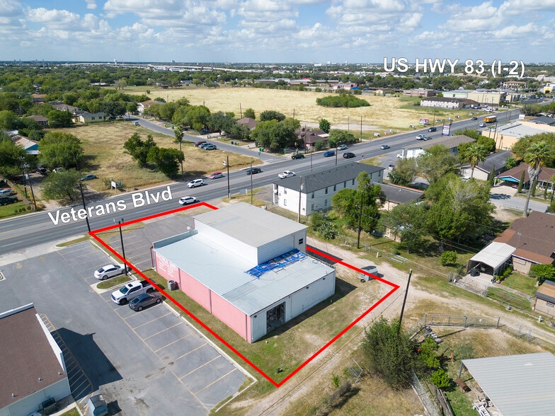 More Photos Of 520 N Veterans Blvd, San Juan Warehouse For Sale