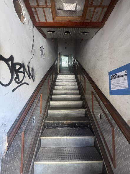 More Photos Of 155 8th Ave, New York Storefront Retail Office For Sale