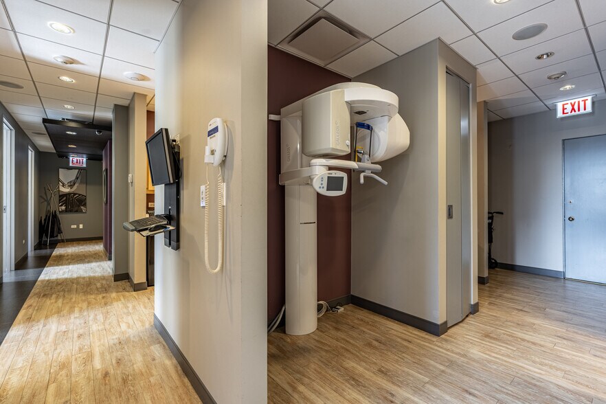 More Photos Of 111 N Wabash Ave, Chicago Medical For Lease
