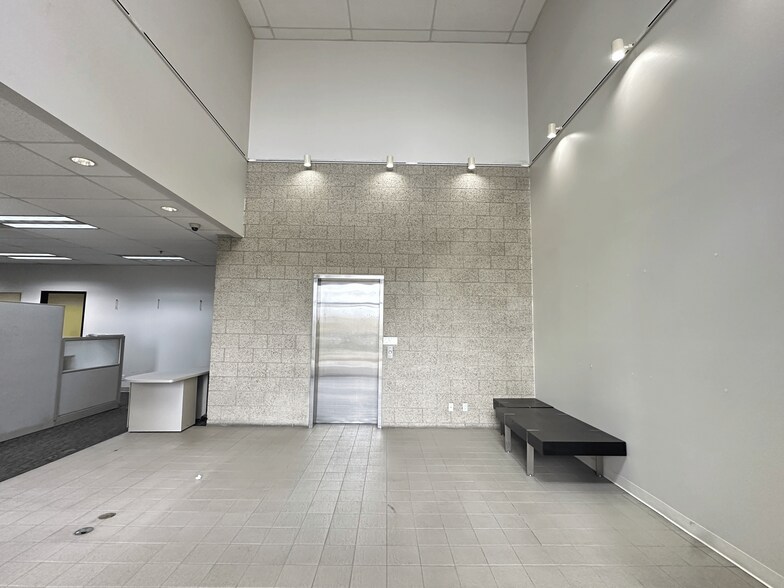 More Photos Of 1166 W Garvey Ave, Monterey Park Flex For Lease