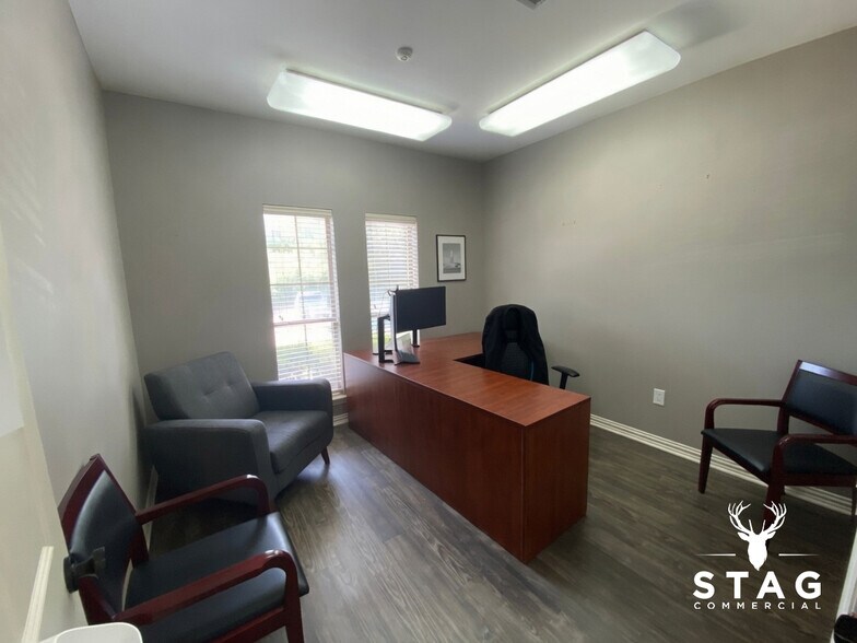 More Photos Of 2508-2516 Lillian Miller Pky, Denton Office For Lease