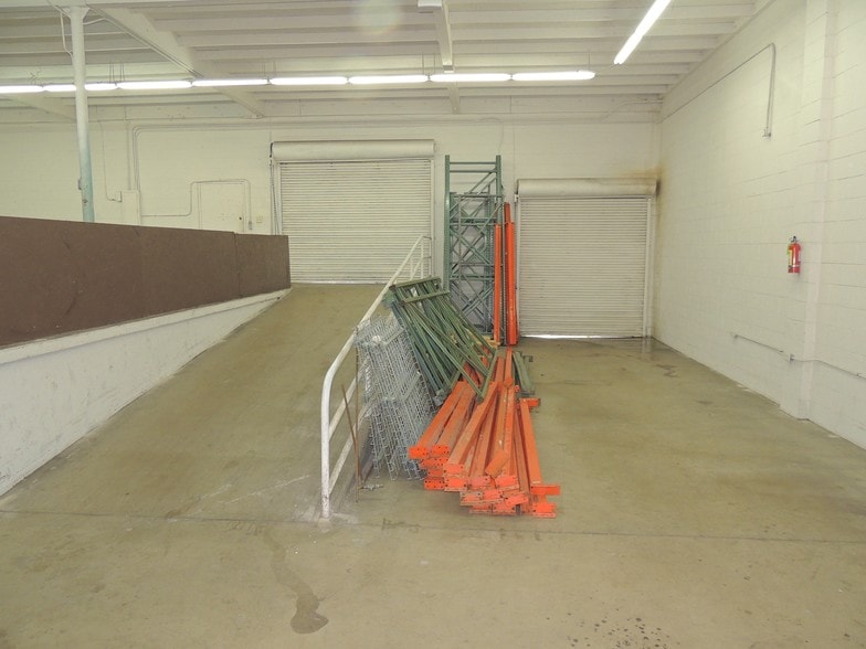 More Photos Of 706 A Ave, National City Freestanding For Lease