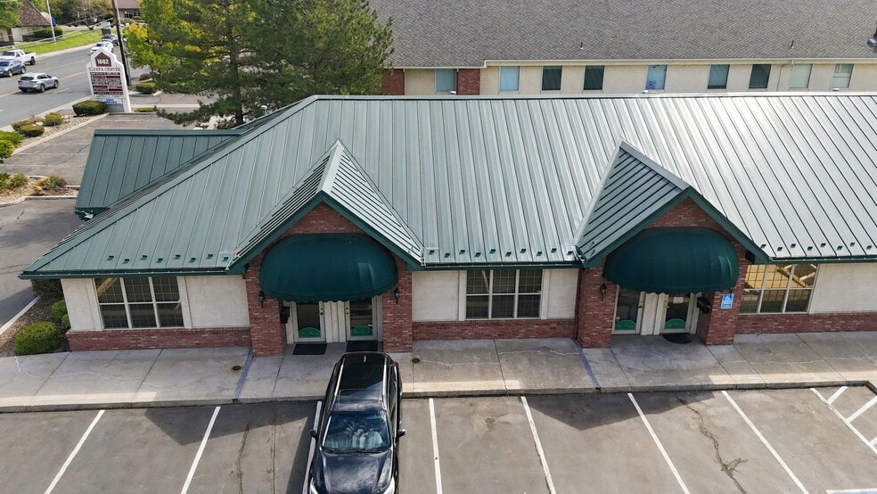 More Photos Of 1664 US Highway 395 N, Minden Office For Sale