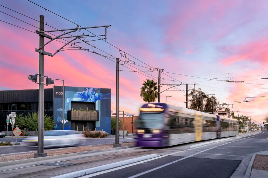 More Photos Of 1100 E Washington St, Phoenix Office For Sale