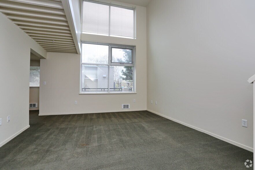 More Photos Of 2230 NW 57th St, Seattle Apartments For Lease