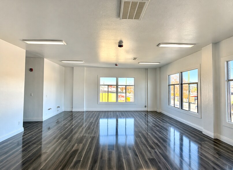 More Photos Of 8801 International Blvd, Oakland Storefront Retail Residential For Sale