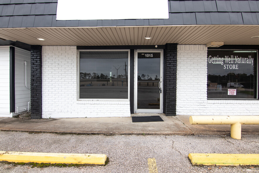 Primary Photo Of 1015 S Main St, Lumberton Medical For Lease