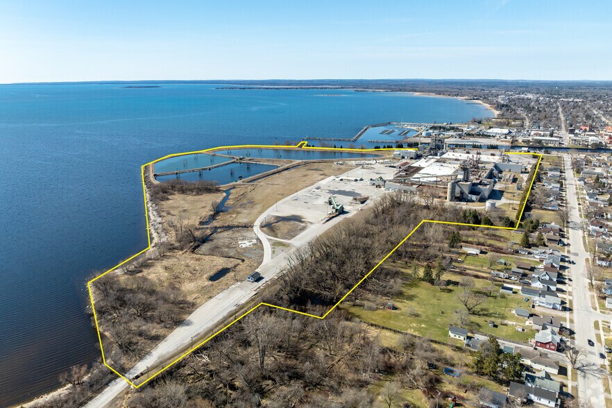 More Photos Of 416 Ford Ave, Alpena Hotel For Sale