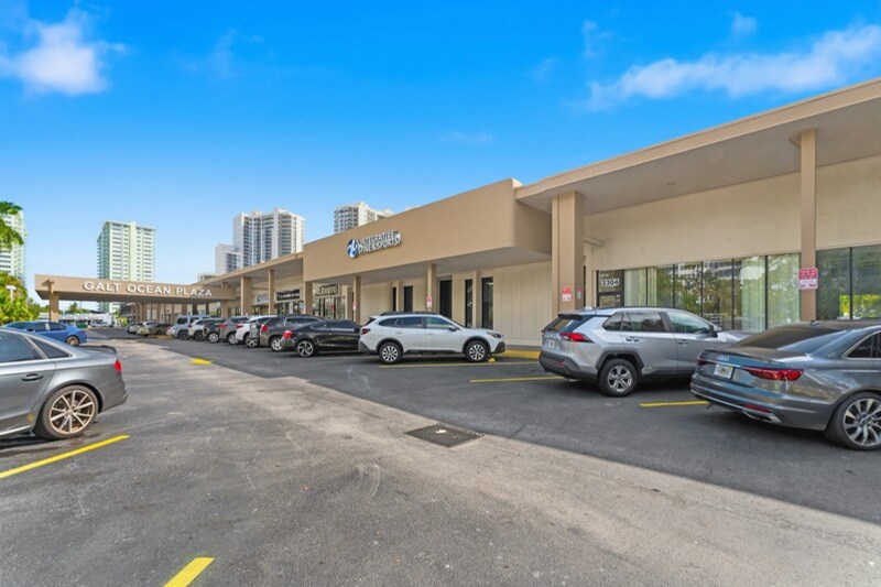 More Photos Of 3300-3370 NE 34th St, Fort Lauderdale Storefront Retail Office For Lease
