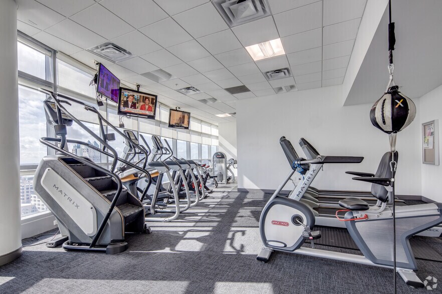 Photo of 15th Floor Ste 1585