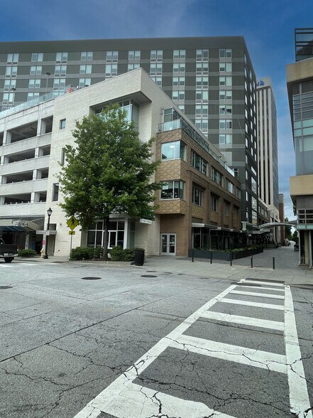 More Photos Of 100 W Washington St, Greenville Office For Lease