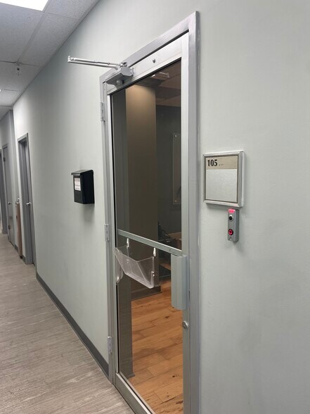 More Photos Of 803 Mount Moriah Rd, Memphis Office For Lease