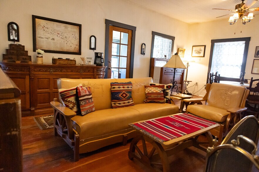 More Photos Of 585 Calle La Placita, Lincoln Hospitality For Sale