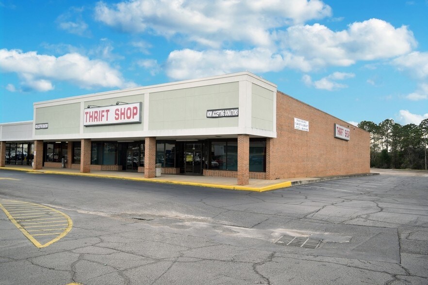 More Photos Of 111 Southland Vlg, Troy Unknown For Lease
