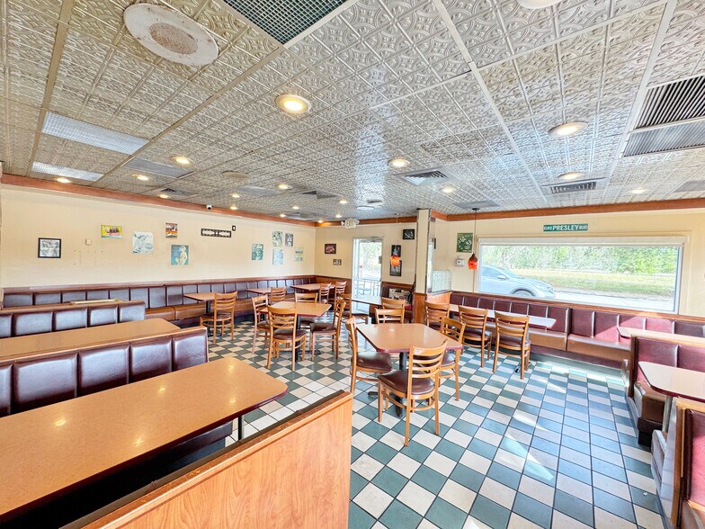 More Photos Of 8031 Summerlin Center Dr, Fort Myers Restaurant For Sale