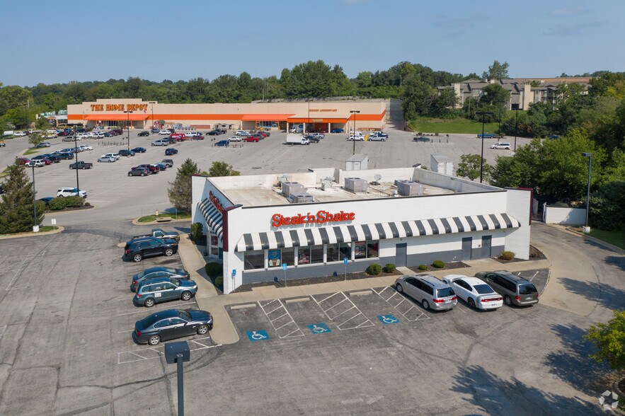 More Photos Of 4929 N Old Pike Rd, Gladstone Fast Food For Sale