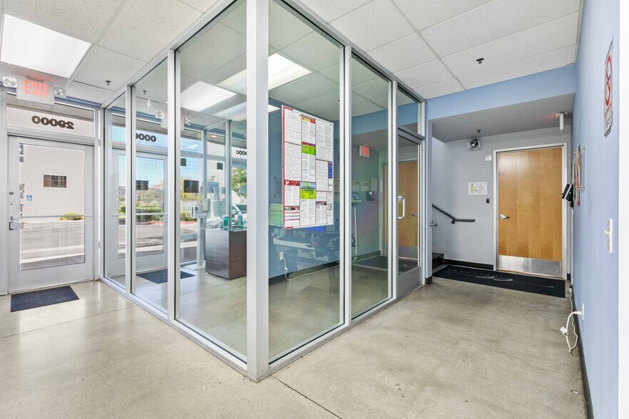 More Photos Of 29000 N Hancock Pky, Valencia Manufacturing For Lease