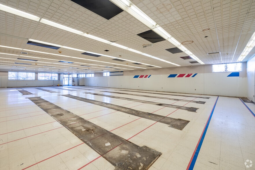 More Photos Of 739 Greenwood Ave, Trenton Freestanding For Lease