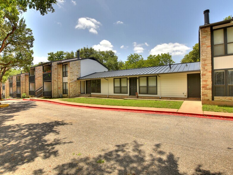 More Photos Of 412 W Alpine Rd, Austin Apartments For Sale