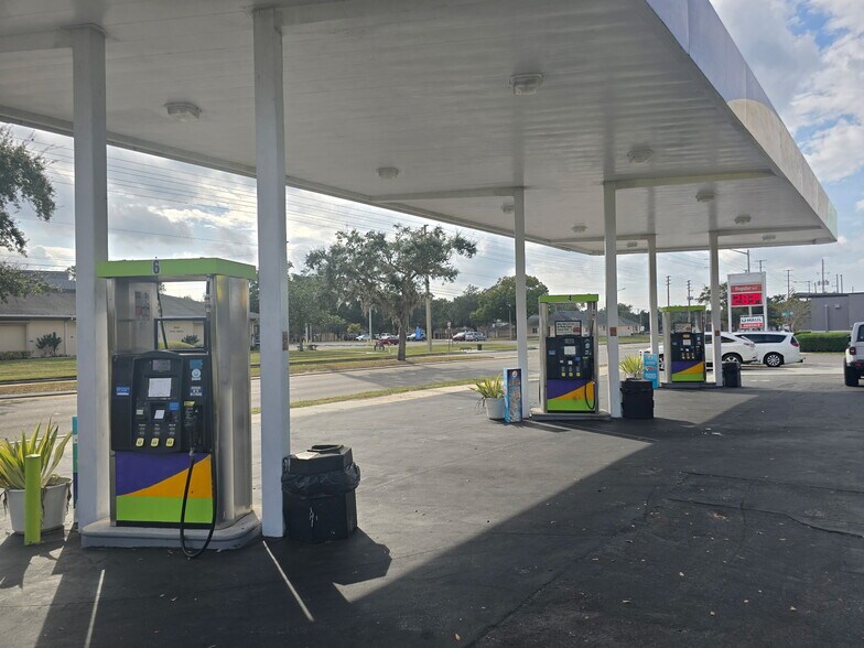 More Photos Of 1905 E Michigan St, Orlando Service Station For Sale
