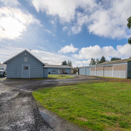 More Photos Of 720 NE Granger Ave, Corvallis Manufacturing For Lease