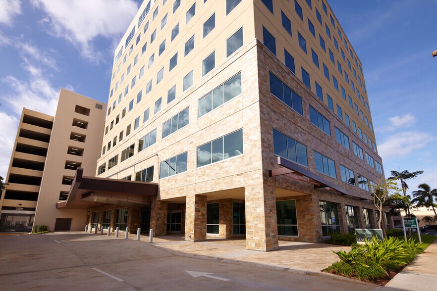 More Photos Of 1401 S Beretania St, Honolulu Office For Lease