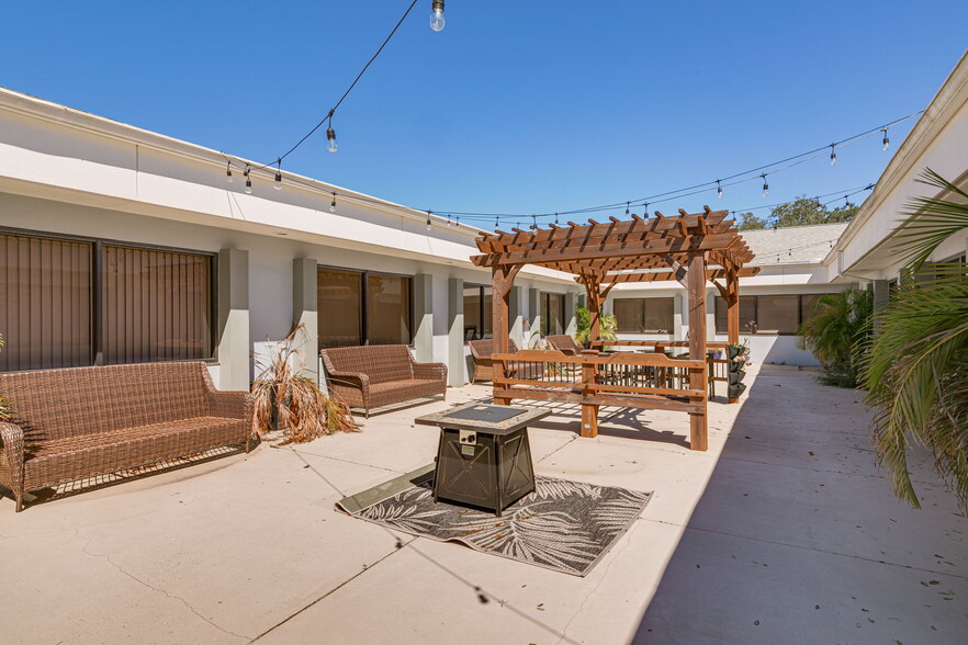 More Photos Of 34921 US Hwy 19 N, Palm Harbor Office Residential For Sale