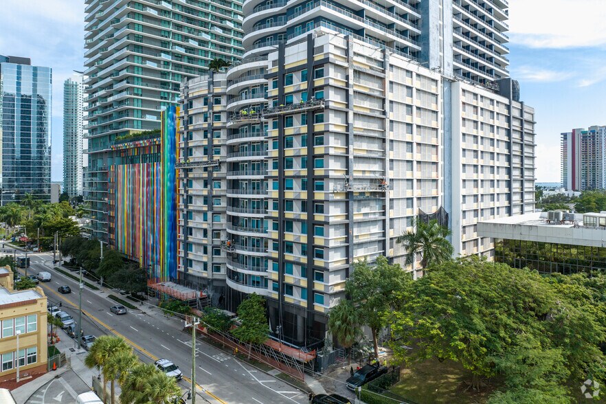 More Photos Of 40 SW 13th St, Miami Office Residential For Lease