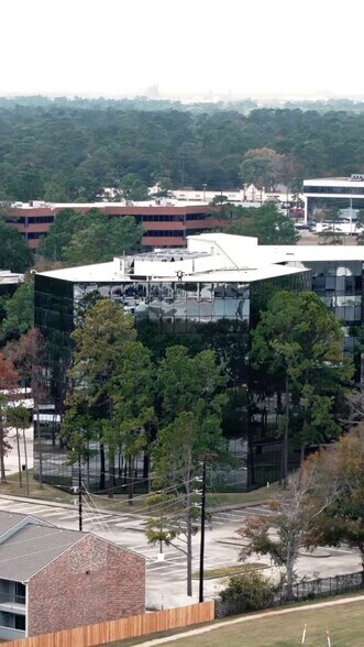 More Photos Of 14550 Torrey Chase Blvd, Houston Office For Lease