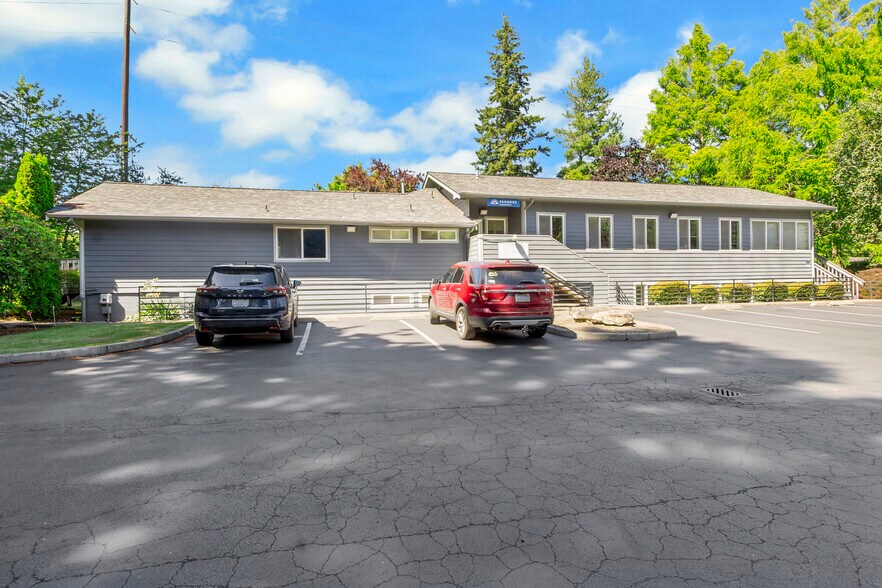 More Photos Of 104 Tremont Ave, Port Orchard Medical For Sale